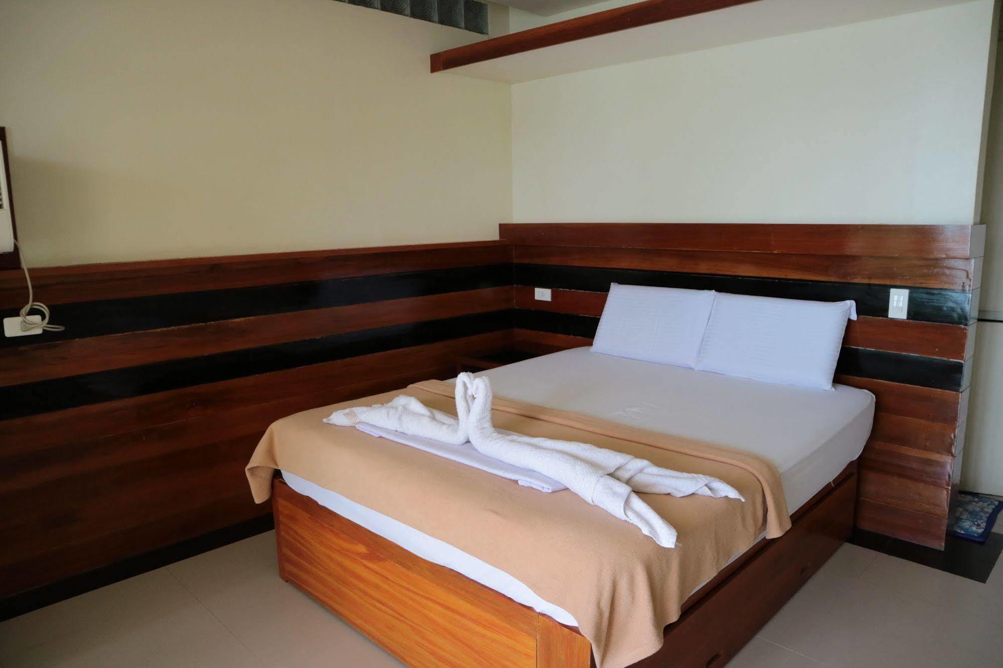Rainforest Beach Hotel El Nido Exterior foto